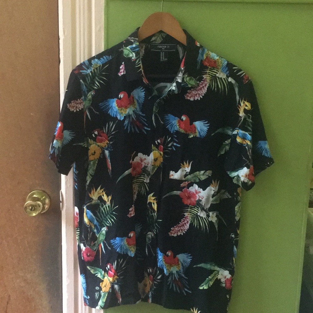 Forever 21 men’s T-shirt